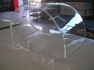 lavorazione materie plastiche Copertura Plexiglass